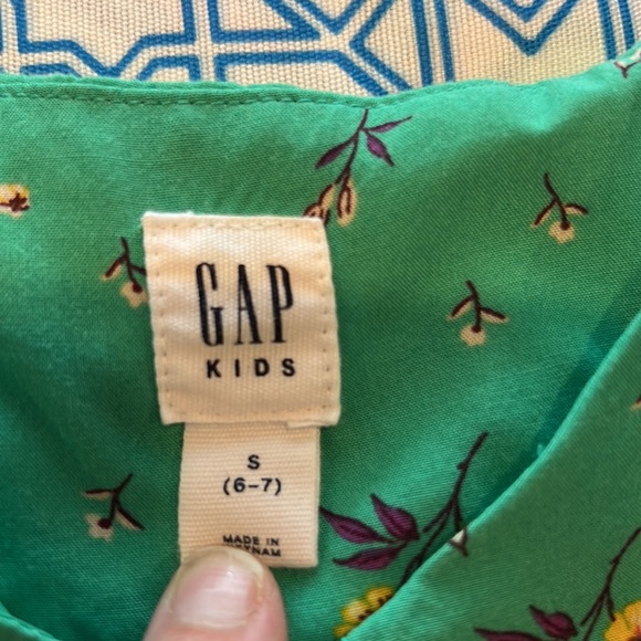 Girls Gap Kids Dress. Size S (6-7) - Picture 6 of 12